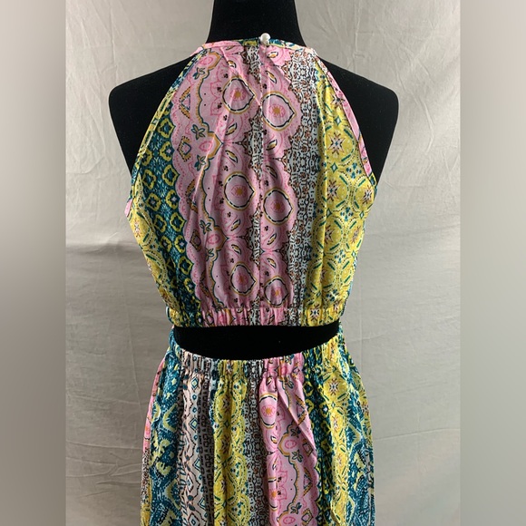 Boho Tribal Print Halter Cut Out Dress - Picture 10 of 10